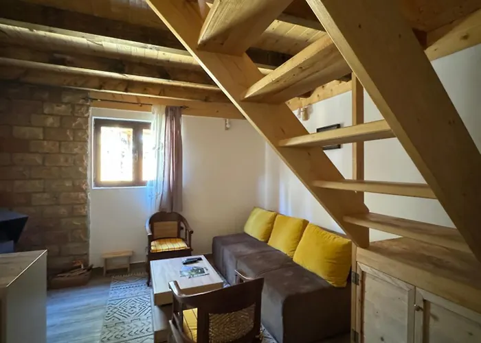 Nest&rest-vikendice Tara