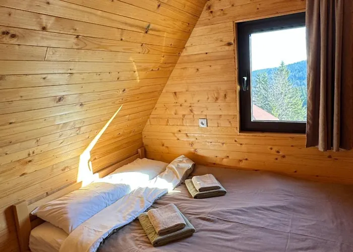 Nest&rest-vikendice Tara Feriehus