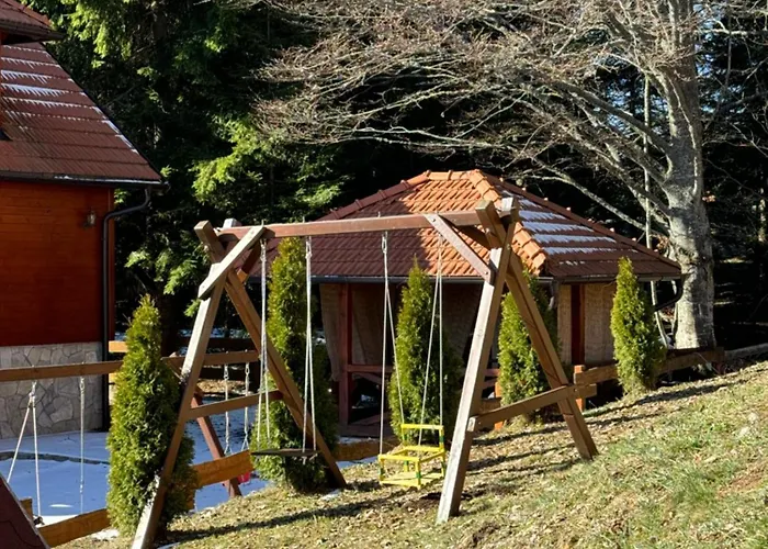 Nest&rest-vikendice Tara Feriehus *